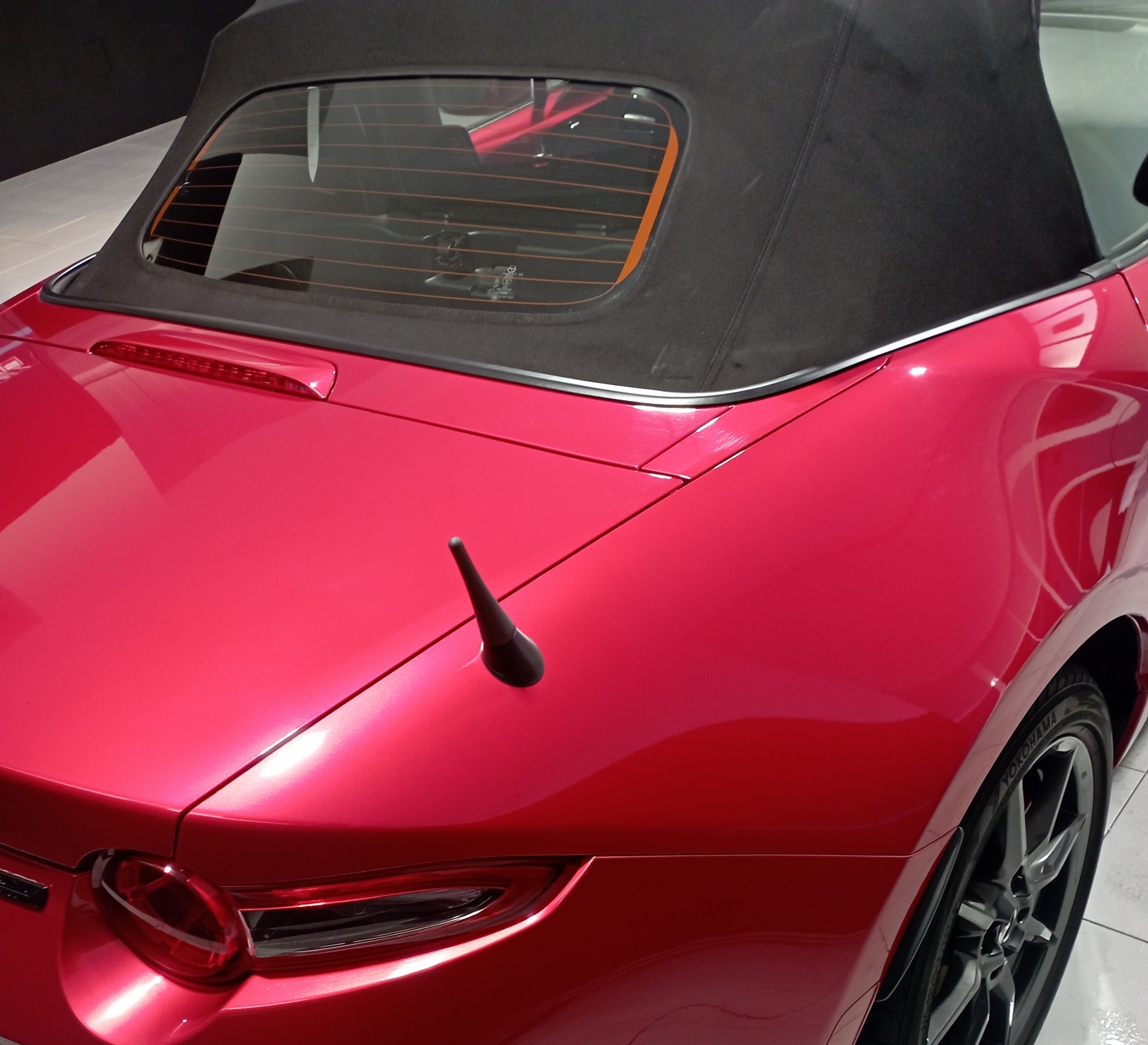 Capota de lona de um Mazda MX-5